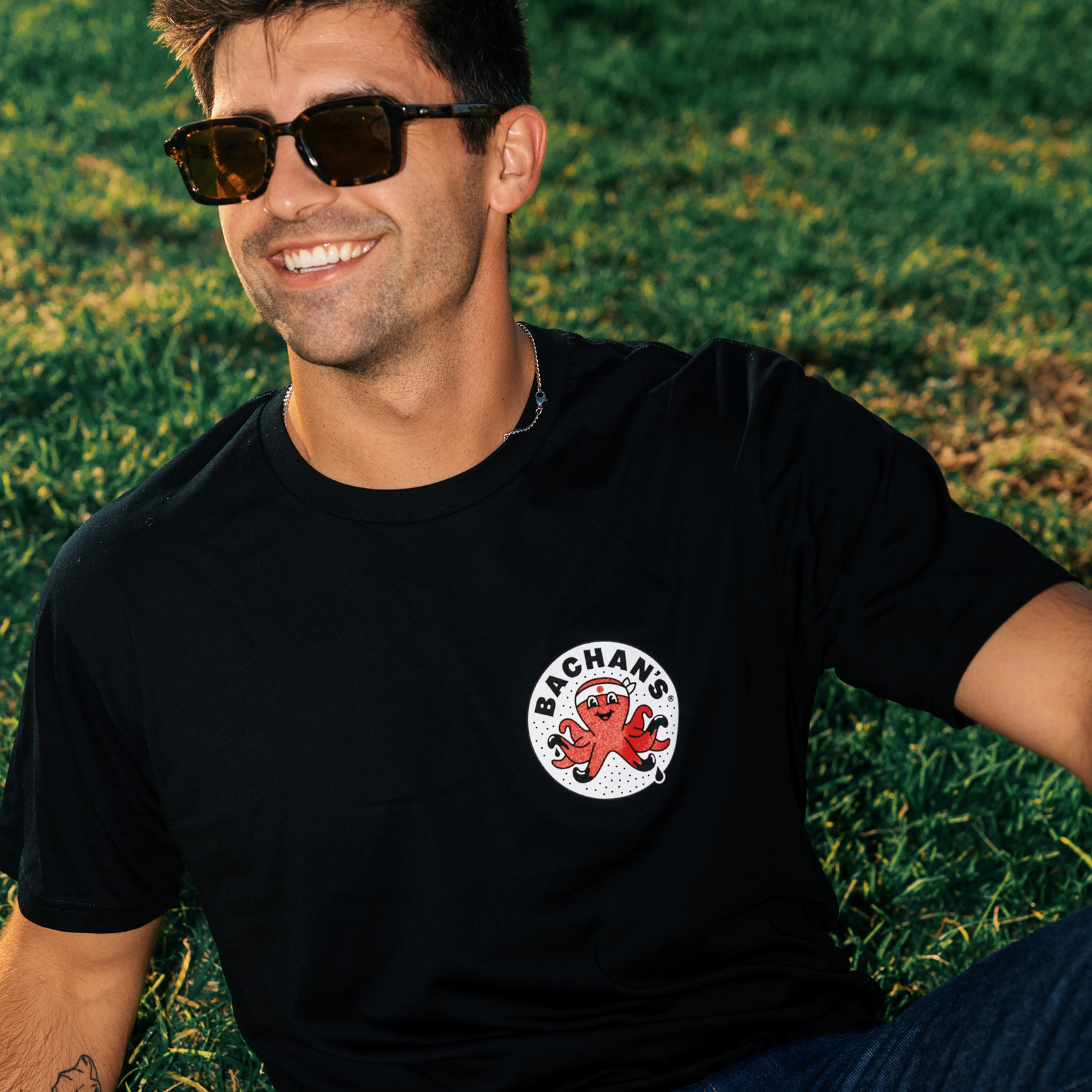 Knuckles Tee H3